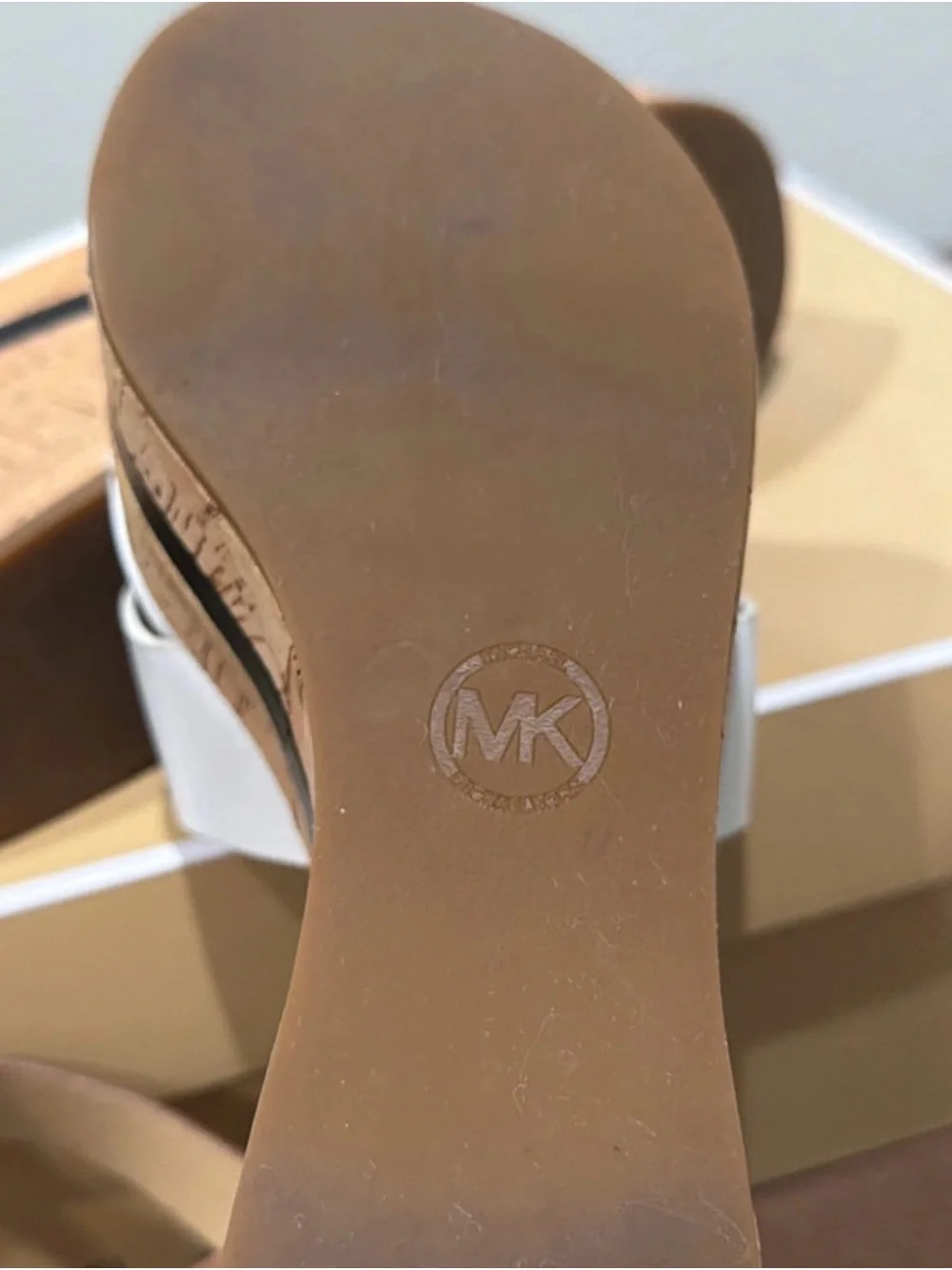 Michael Kors White & Luggage Leather Cork Platform Wedge Sandals – Size 8